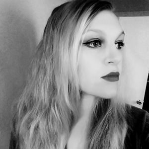 Meet your Posher, Paige